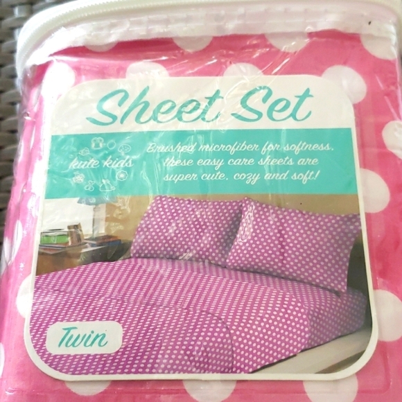 𝅺KUTE kids twin sheet set💕 - Picture 1 of 2